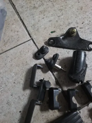 Piezas varias Mercedes Vito