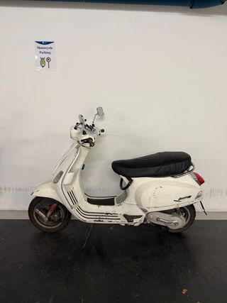 Piaggio Vespa 50cc Scooter 29.600km