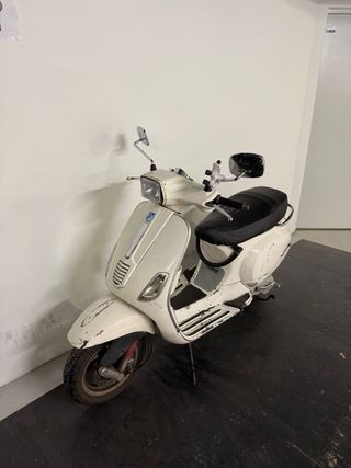 Piaggio Vespa 50cc Scooter 29.600km