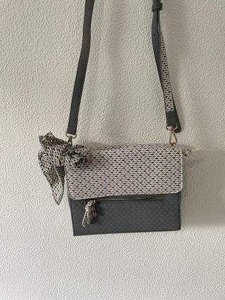 Lote de 5 bolsos de marca + monedero de regalo