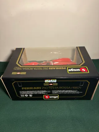 Ferrari 250 Testa Rossa 1957 Bburago 1:18