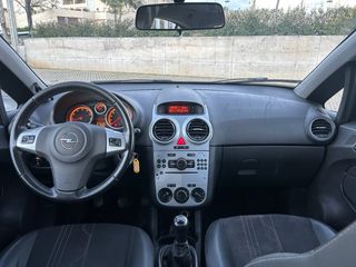 OPEL CORSA 2012