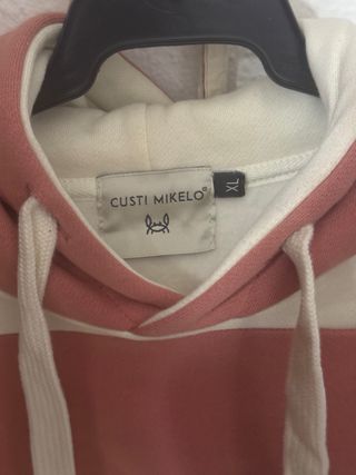 Sudadera de rayas rosa y beige