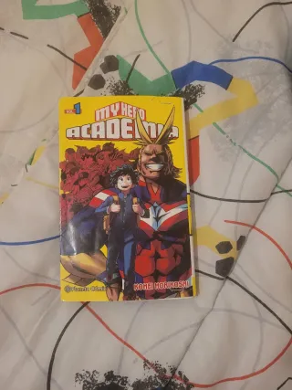 "Lote libros infantiles y Manga My Hero Academia".