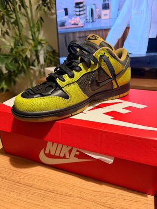 Nike Dunk Low Retro QS Verde y Negro