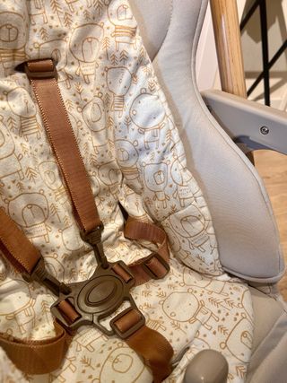 Trona Mila Jané bebé. En perfecto estado