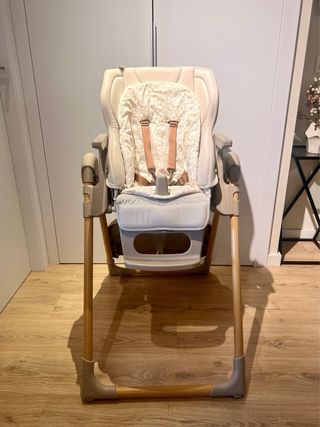 Trona Mila Jané bebé. En perfecto estado