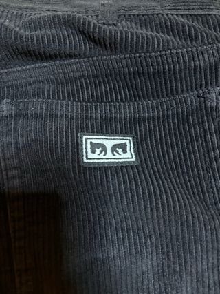 Pantaloni Obey neri in velluto