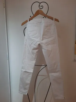 Pantalón blanco