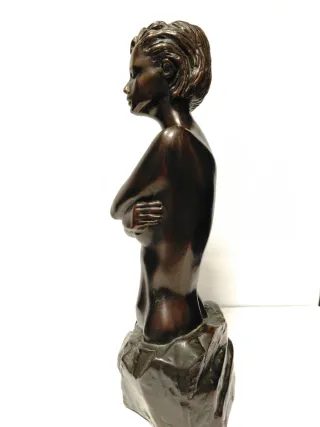 Figura Bronce Mujer Desnuda