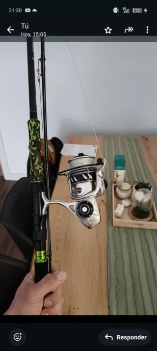 Caña y carrete para pesca de lucio/siluro