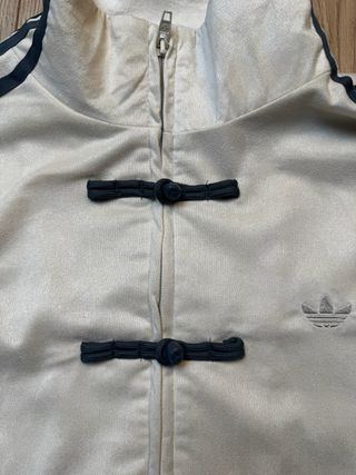 Adidas Año Nuevo Chino Beige Talla L
