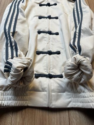 Adidas Año Nuevo Chino Beige Talla L