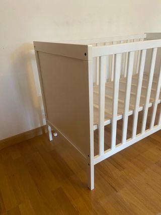 Cuna de madera Ikea