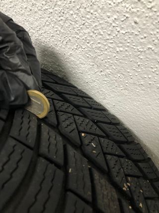 Llantas MINI 17 Negro con Neumáticos Invierno