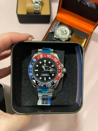 Reloj Frederic Plata y Blanco