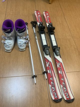 Attrezzatura Infantile da Sci: Scarponi, Sci, Bastoni