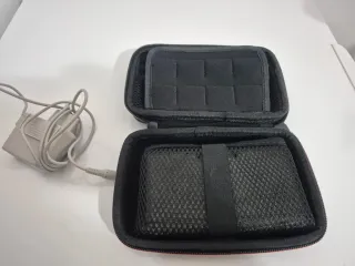 Nintendo 3DS Blanca + 4 Juegos