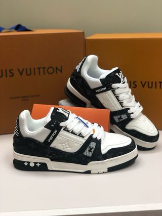 Louis Vuitton Trainer Blanco y Negro T42