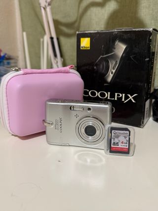 Cámara Digital Nikon COOLPIX L10 bridges y2k pack