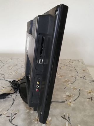 Televisor OKI 22 HD TDT HDMI