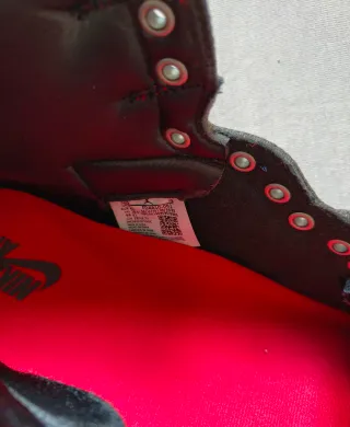 Air Jordan 1 Retro High OG Satin Bred