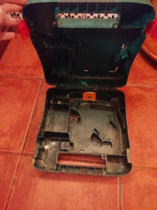 Caja de herramientas verde