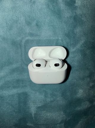 AirPods 3