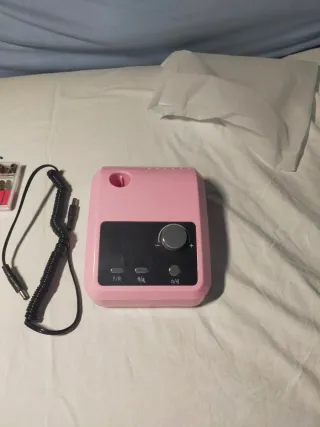 Torno de uñas eléctrico rosa