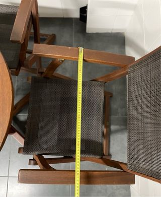 Conjunto mesa y sillas madera exterior..