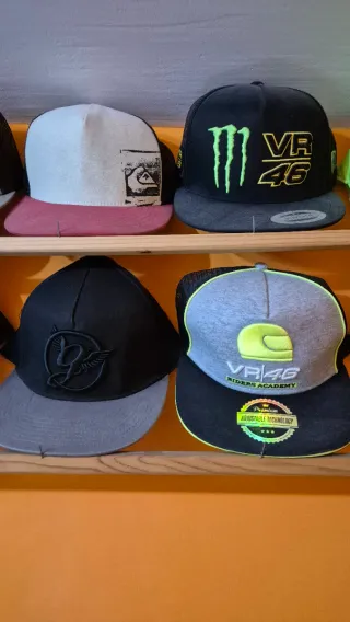 Gorras Variadas