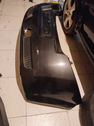 Paragolpes trasero Renault Megane 2 RS