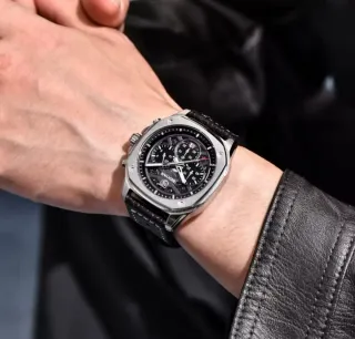 Reloj Benyar Hombre Negro y Plateado