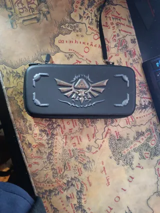 Funda Nintendo Switch Zelda y protectores joystick