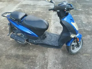 Kymco Agility 49cc 4T Scooter