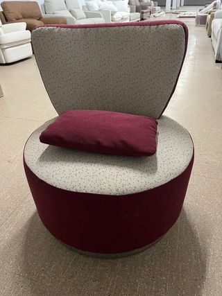 Sillón de diseño nuevo beige y rojo