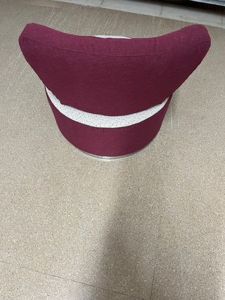 Sillón de diseño nuevo beige y rojo