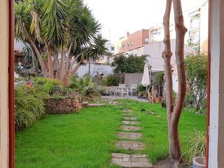 Habitación Bcn Horta ,casa con jardín cerca Metro