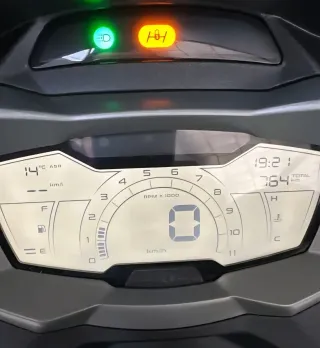 PIAGGIO MP3 HPE E5+ 310 2025 - 800 km