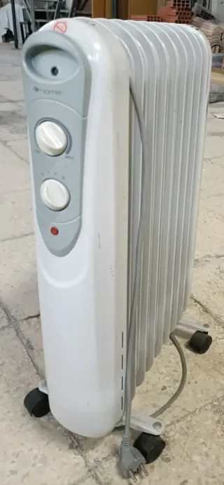 Estufa Home Eléctrica Ruedas