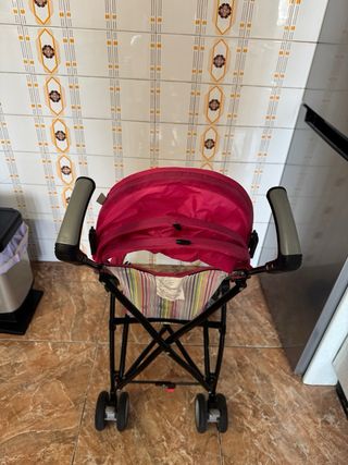 Cochecito de bebé rosa