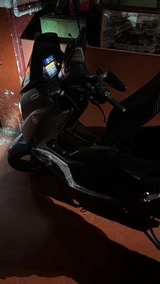 Yamaha Nmax 2025
