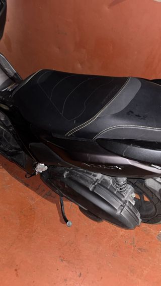 Yamaha Nmax 2025