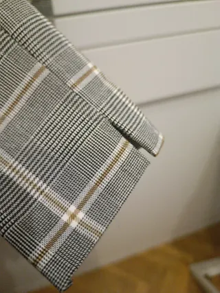 Pantalón Stradivarius cuadros elástico