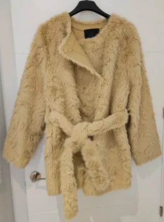 Abrigo pelo ZW Collection Zara Talla L