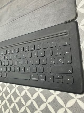 Teclado Inteligente Apple iPad Pro 12.9 1ª/2ª Gen