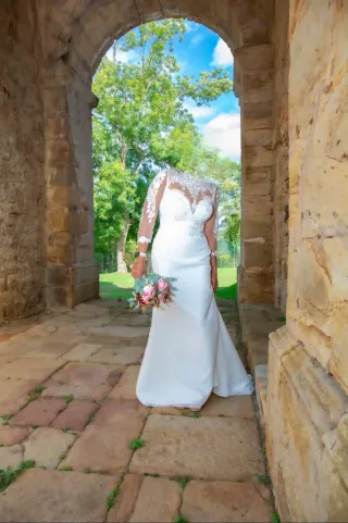 Vestido de Novia Moderno Talla 36