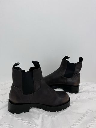 Botas Chelsea Marrones Zara