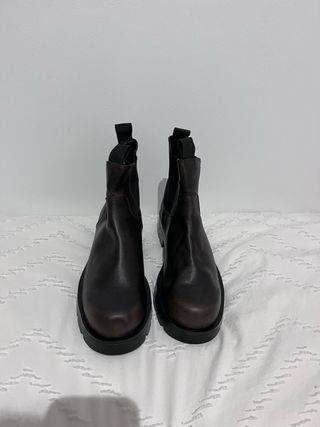 Botas Chelsea Marrones Zara