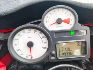 BMW R1200S Rojo y Plata